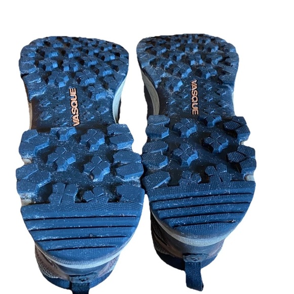 VASQUE Mens 7742 BREeze Waterproof Hiking Boots Sz Mens 8.5M - Picture 10 of 15